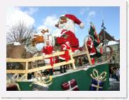 2006-03-05_15-17-32_Carnaval_28,0mm_F5,6_1_1000_eme_DiMAGE A2 * 2414 x 1810 * (1.07MB)